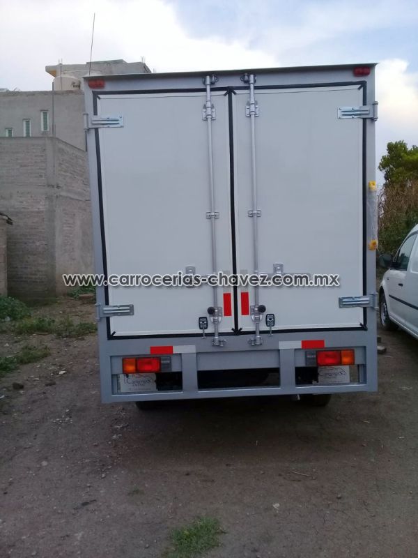 Pop Carrocerías Refrigeradas 11
